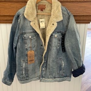 3X Lucky Brand new with tags. Sherpa lined denim, quilted arm detail